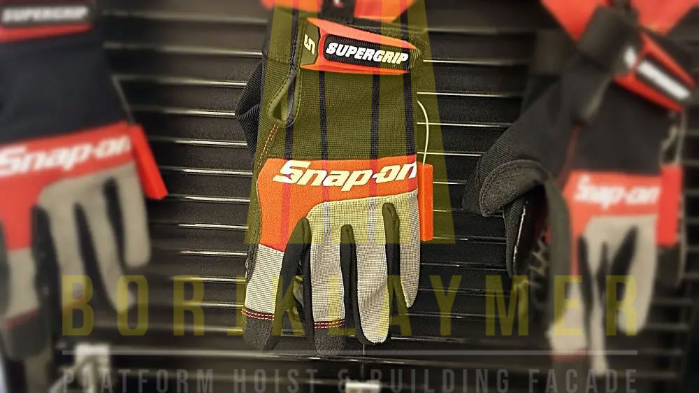 Scaffolding-Gloves-&-Important-Considerations