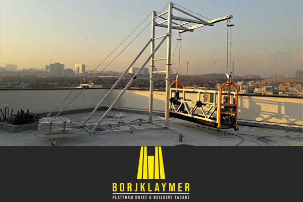 mast-climber-scaffolding